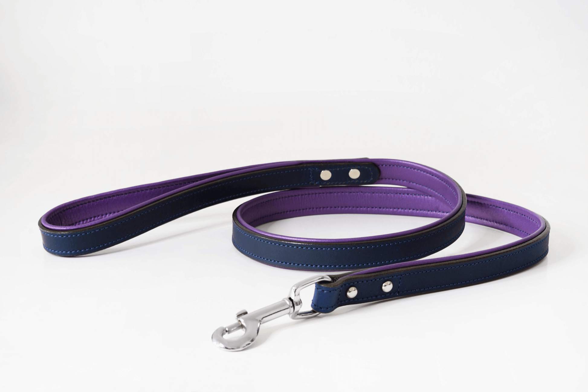 Peacock leash sale